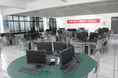 软件技术与工程实训中心 计算机系统服务的实践与应用